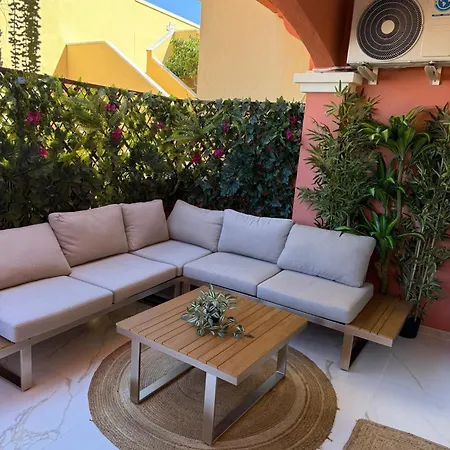 Granada Park Apartman Arona